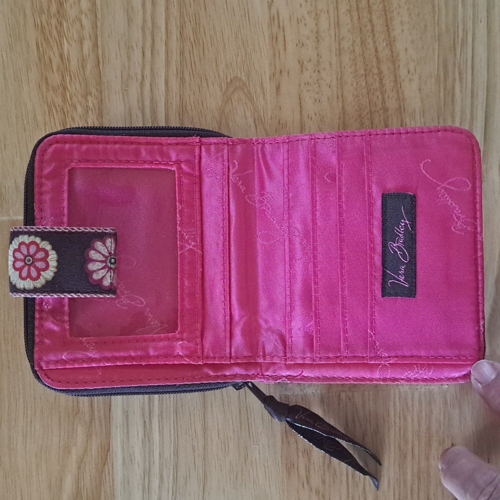 Vera Bradley Floral Patterned Women's Wallet - Picture 3 of 5
